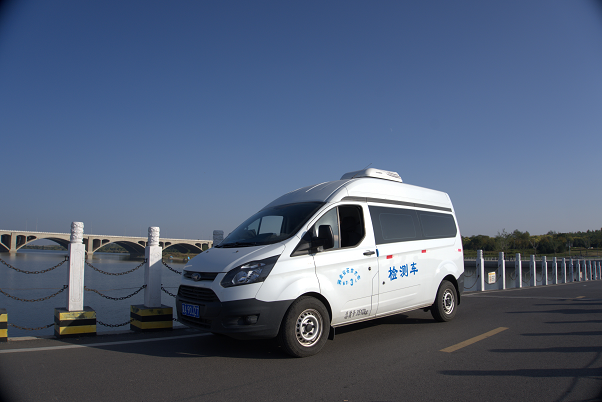 可移動(dòng)式入海河流污染物溯源監(jiān)測車